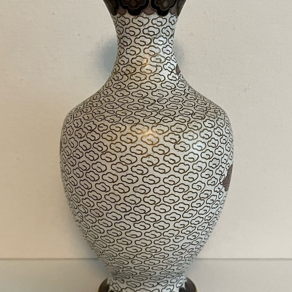 VINTAGE ASIAN CLOISONNE BRASS ENAMEL SMALL BUD VASE - Picture 4 of 9